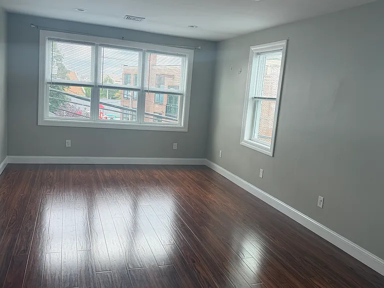 172 Baker St #172 — Photo 3