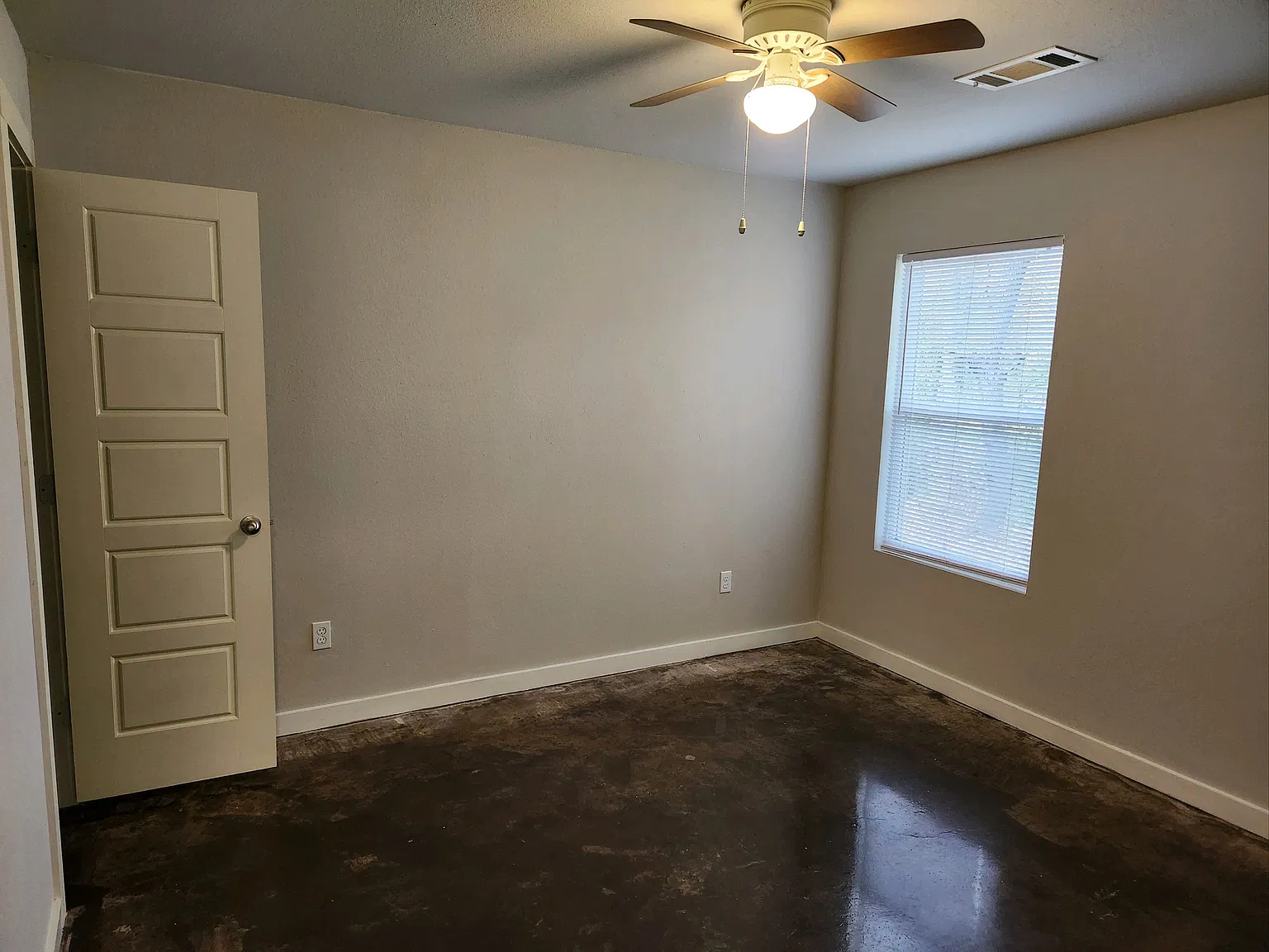 11701 La Estrada Drive - A — Photo 4