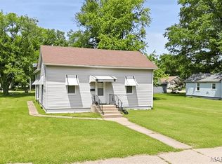 205 E 2nd North St, Mount Olive, IL