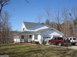 1044 Treadwater Rd, East Bend, NC 27018