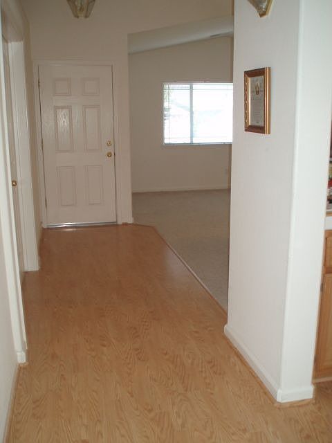 2nd image of 22 Chelsea Ct