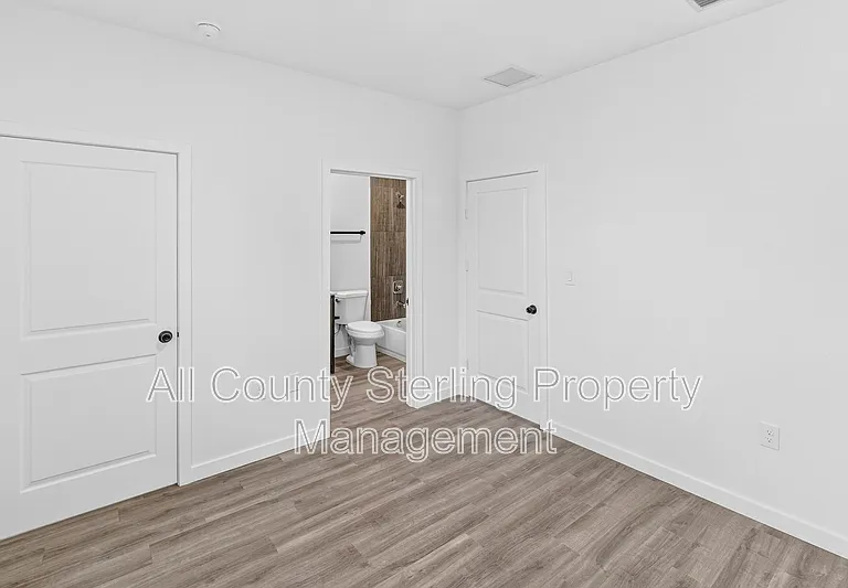 1611 NW 29th Rd #3 — Photo 23