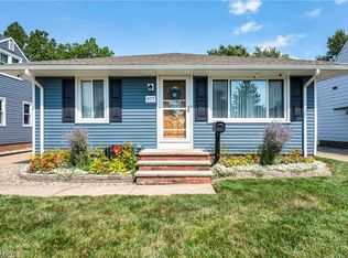 977 Lloyd Rd, Wickliffe, OH 44092