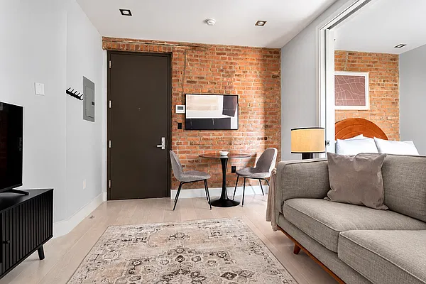 Living room, photo 1
