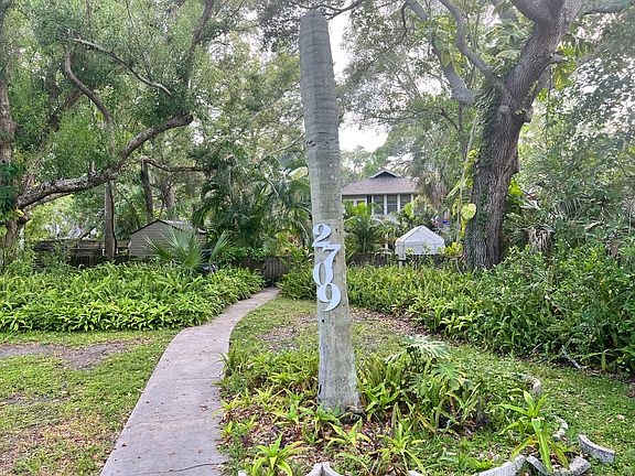 2nd image of 2709 Bayside Dr S #A