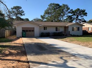 607 Cypress St, Mary Esther, FL 32569