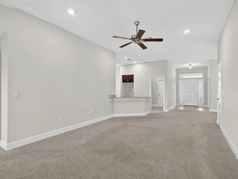 8118 Merano Ave — Photo 15