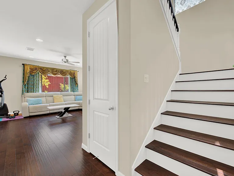 4725 Friesian Dr — Photo 9