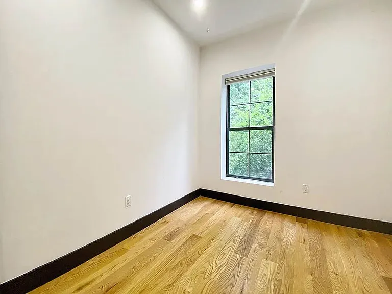 756 Putnam Ave #3 — Photo 5