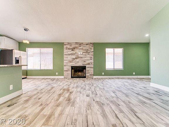 4th image of 2729 Ironside Dr