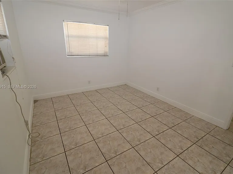 1341 NE 5th Ter #3 — Photo 20
