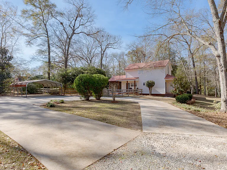 332 Hunt Rd — Photo 11