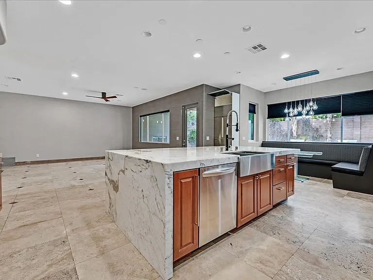 10603 Porta Romana Ct — Photo 15