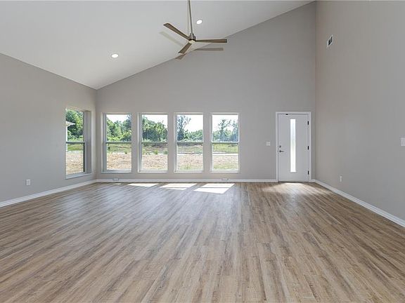 5th image of 1503 Ashton Way