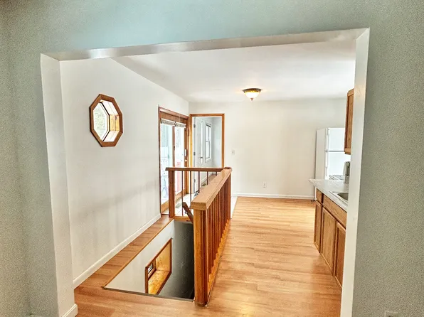 (undisclosed Address), Essex Junction, VT 05452