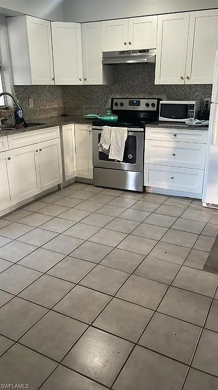 2 bed, 1.5 bath, 896 sqft, $1,650 — Photo 3