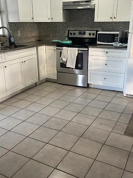 17377 Ithaca Dr #381 — Photo 3