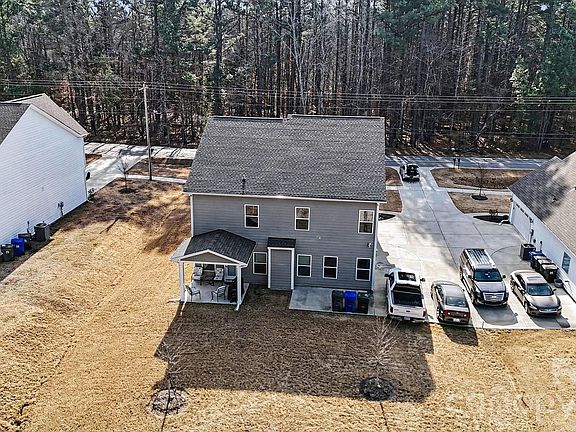 5th image of 14503 Holbrooks Rd