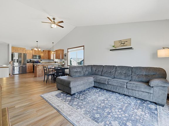 4th image of 4399 87th St NE