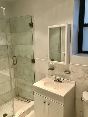 Rented by Platinum Properties | media 14