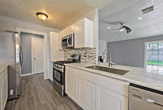 5th image of 2623 Hazy Creek Dr
