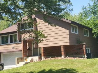 3402 Chambord Ln, Hazel Crest, IL 60429