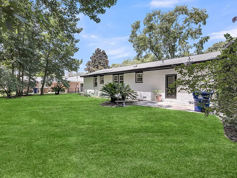 1129 Quail Dr — Photo 15