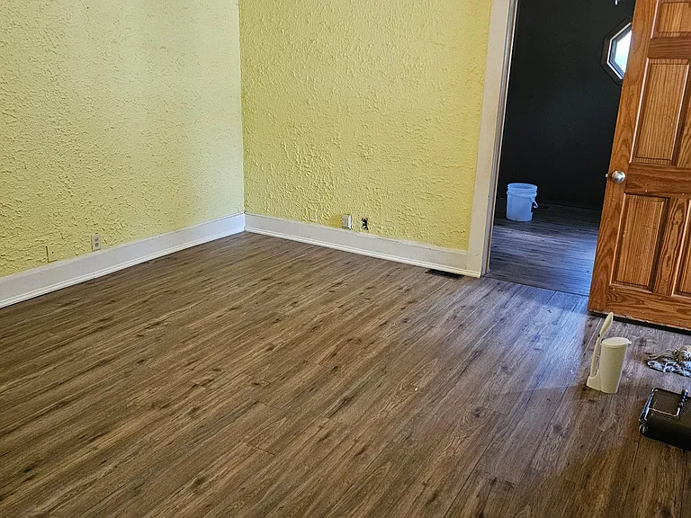 1115 Delaware Ave — Photo 10