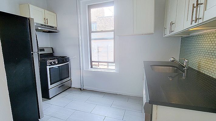1st image of 2721 Morris Ave APT 4B