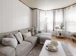 49 Braeburn Rd, Hyde Park, MA 02136