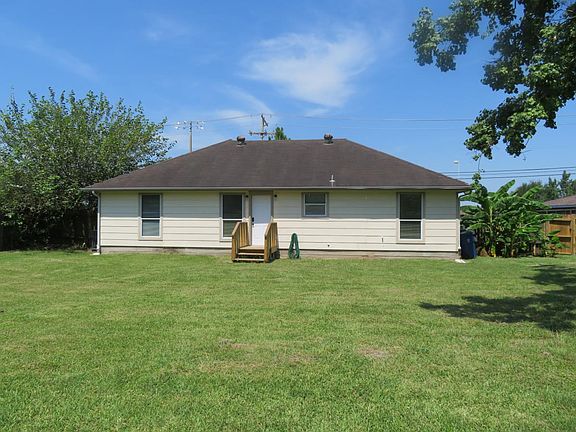2nd image of 4013 Owens St