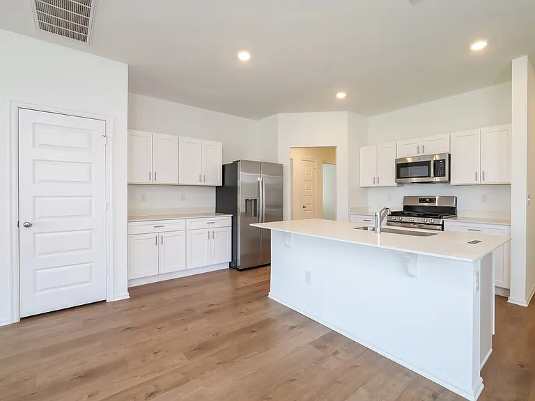10052 Blackjack Rd — Photo 5