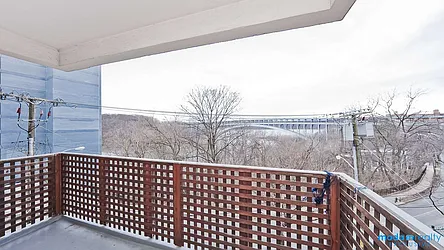 Rented by Moda Realty