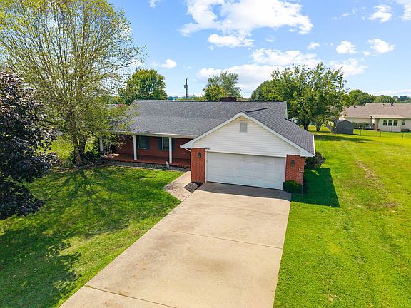 2nd image of 1013 S Fork Dr