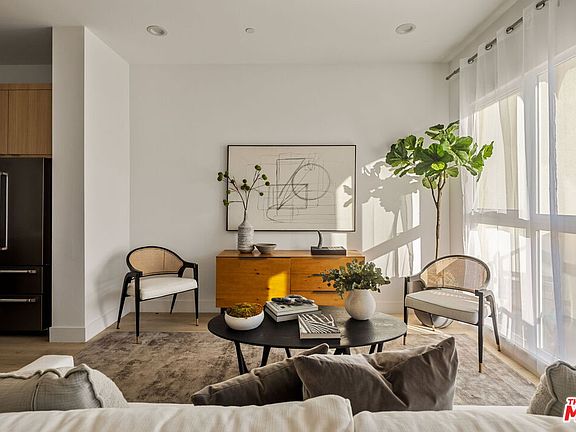 5th image of 6118 Marbella Pl