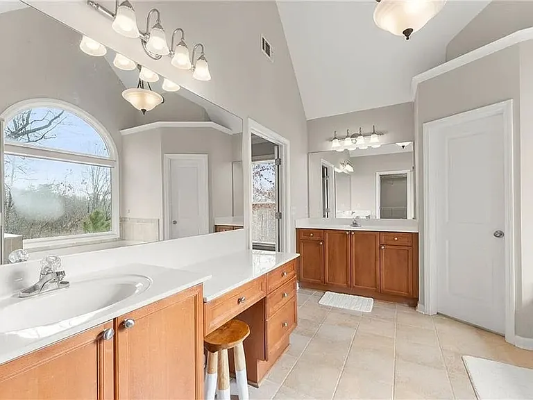 5987 Wellington Ave — Photo 17