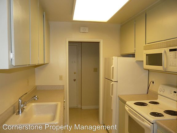 3rd image of 120 Saratoga Ave APT 73