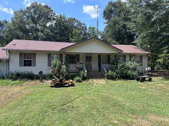 2nd image of 110 Lemmie Ln