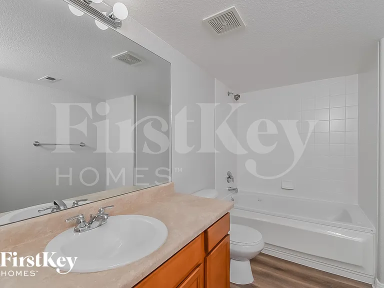 2766 Park Crest Ct — Photo 13