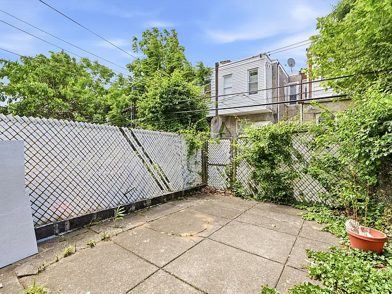 508 N 55th St — Photo 17