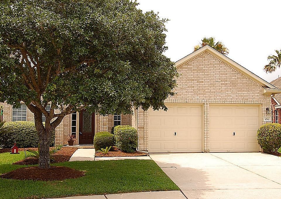 2nd image of 3242 Forrester Dr