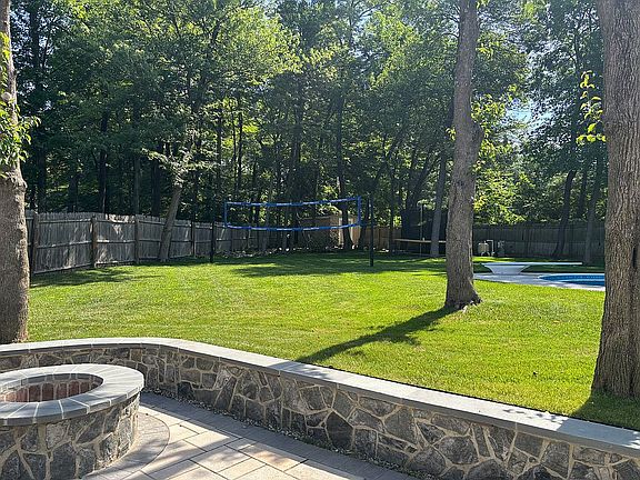 4th image of 14605 Pinto Ln