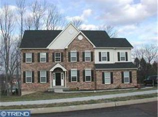 2500 Washington Dr, Gilbertsville, PA 19525