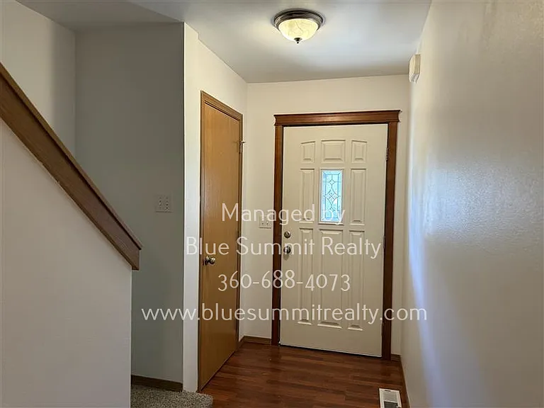 2505 Conger Ave NW #B — Photo 2