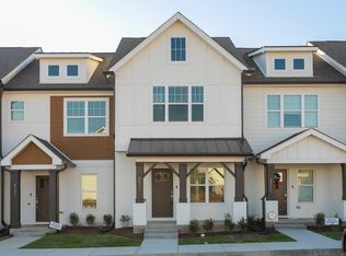 2039 Axis Ave, Old Hickory, TN 37138