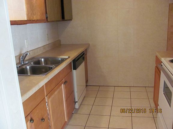 5th image of 2709 Petersburg Dr