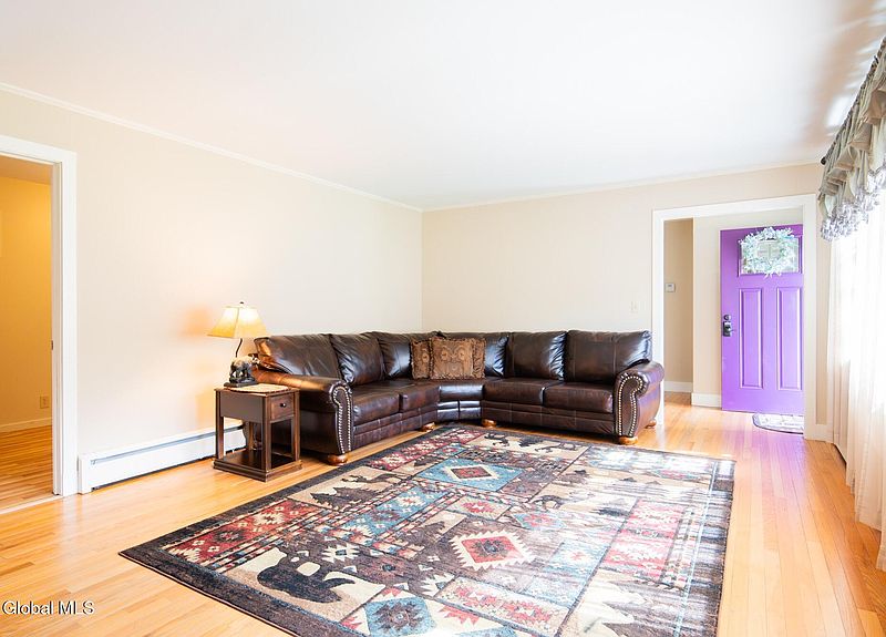 2nd image of 6 Owen Avenue