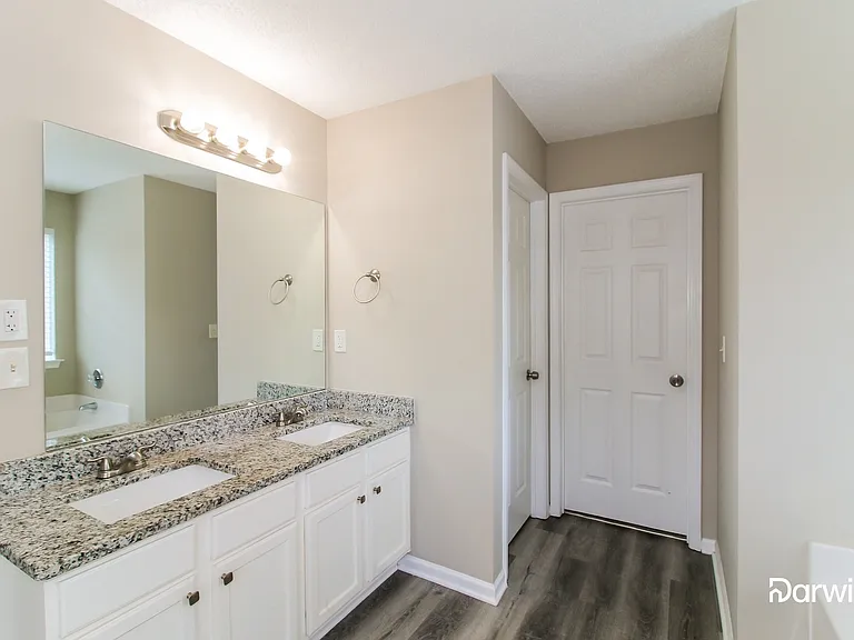 6285 Hickory Lane Cir — Photo 8