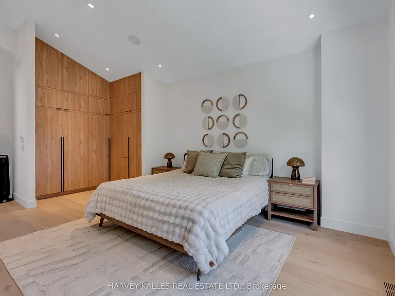 172 Cameron Ave — Photo 21