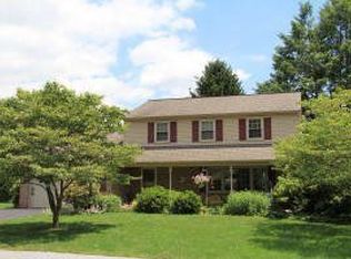 1900 Rockford Ln, Lancaster, PA 17601